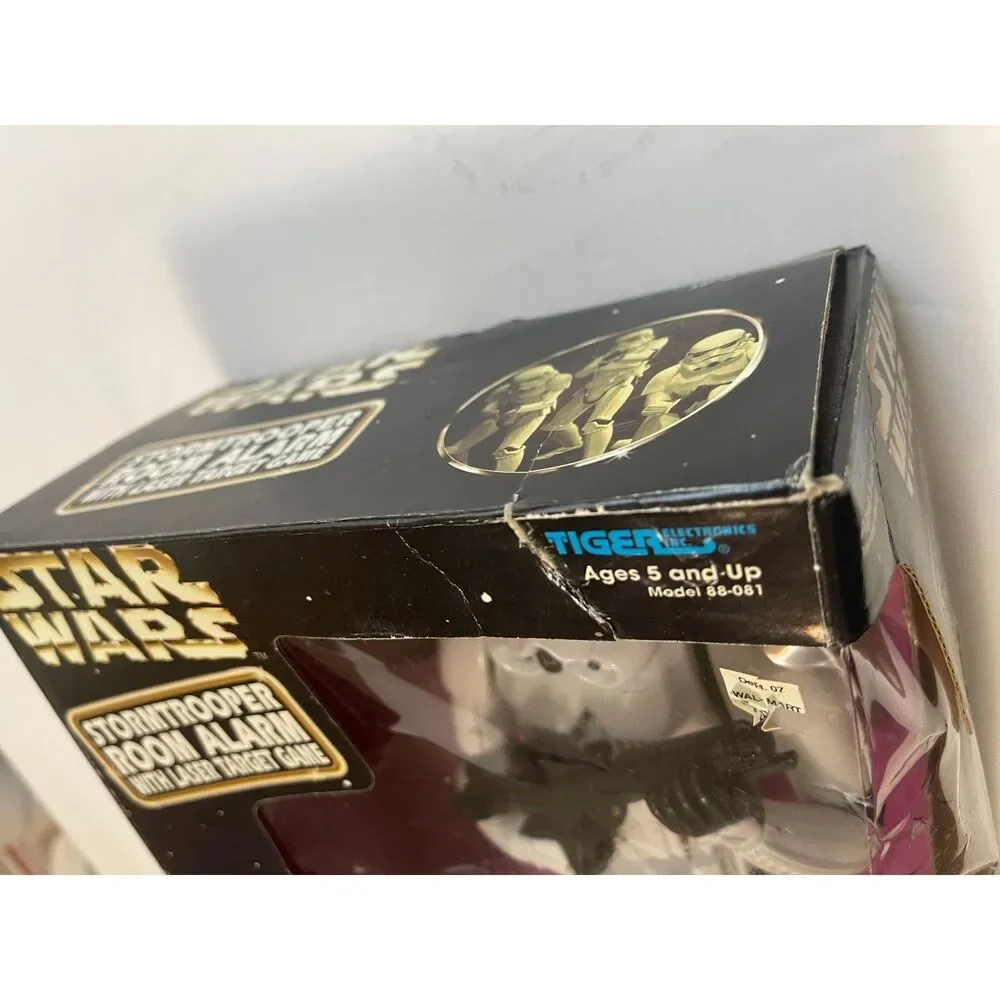 1997 Tiger Electronic Star Wars Room Alarm Stormtrooper With Laser Target Game